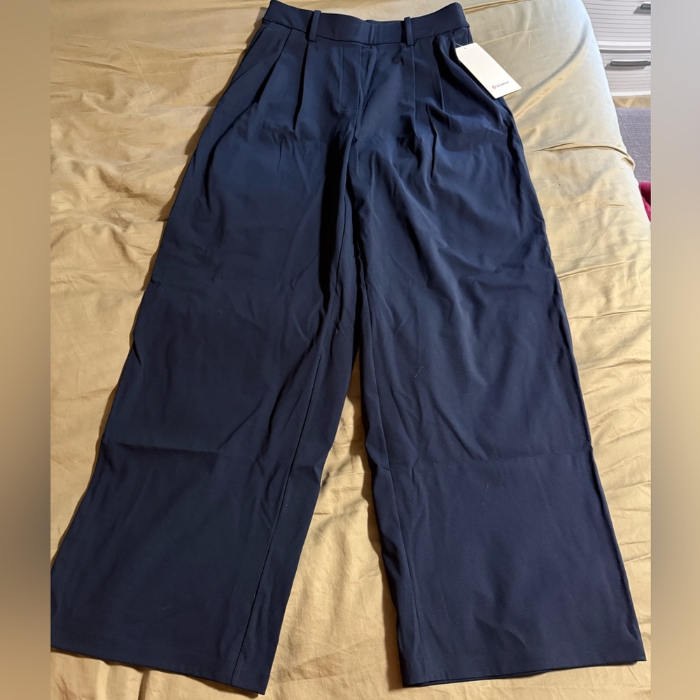 Lululemon Women’s Daydrift High Rise Trouser Medium NWT
